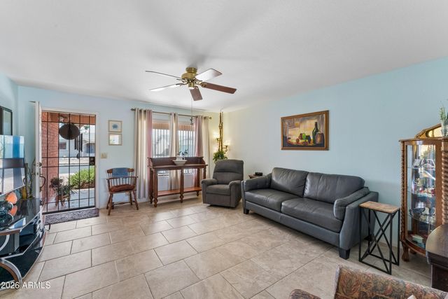 8222 E MONTE Avenue E, Mesa, AZ 85209