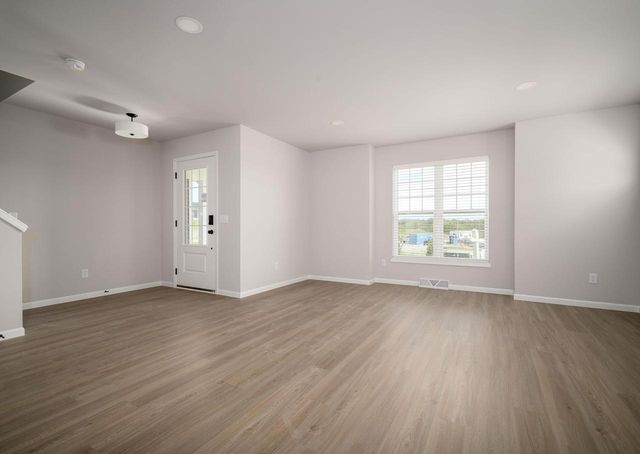 2010 S High Point Road, Madison, WI 53719