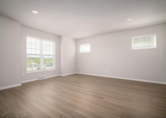 2010 S High Point Road, Madison, WI 53719