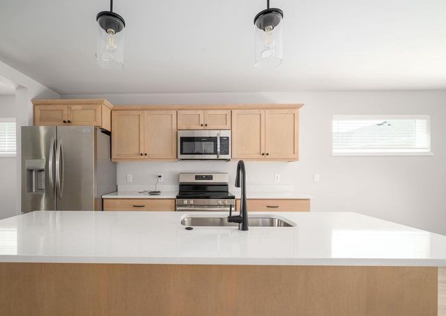 2010 S High Point Road, Madison, WI 53719