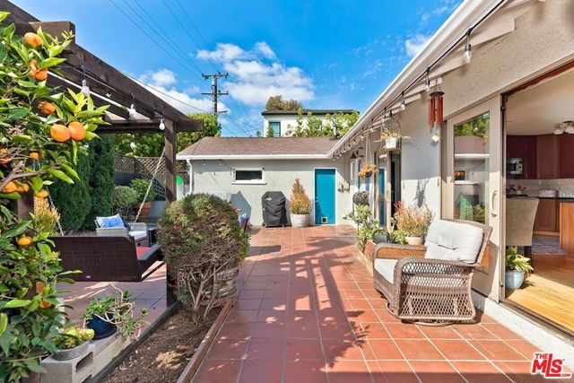 9515 Lucerne Avenue, Culver City, CA 90232