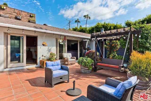 9515 Lucerne Avenue, Culver City, CA 90232