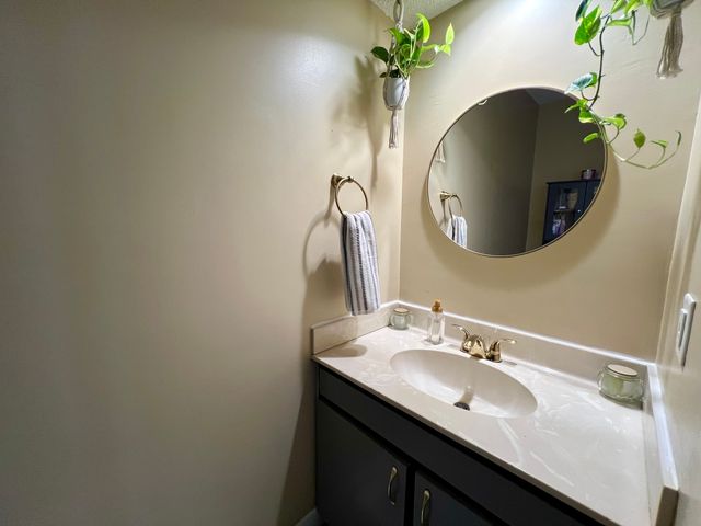 803 Irvine Road 803, Champaign, IL 61822