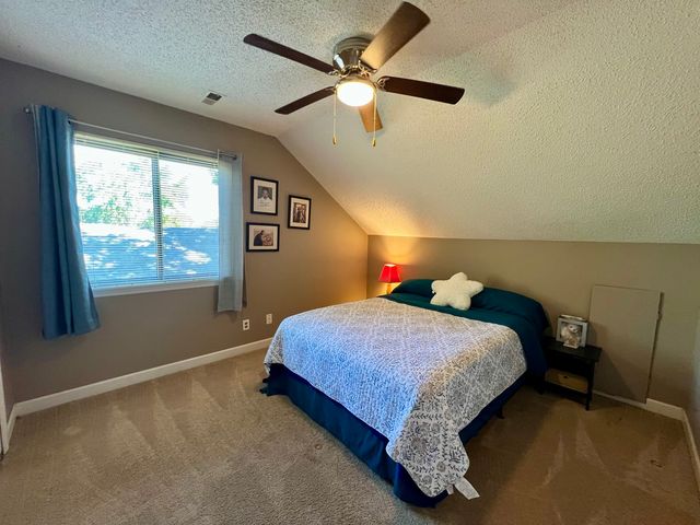 803 Irvine Road 803, Champaign, IL 61822