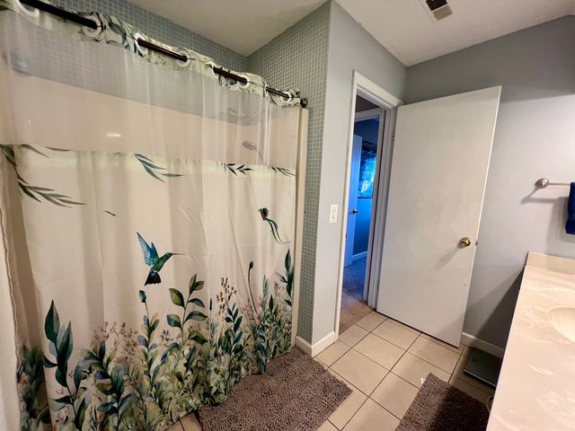 803 Irvine Road 803, Champaign, IL 61822