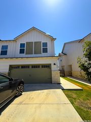 236 Sapphire # 401, New Braunfels, TX 78130