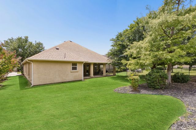 9600 Applewood Trail, Denton, TX 76207