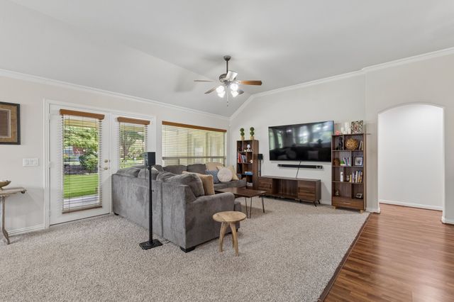 9600 Applewood Trail, Denton, TX 76207