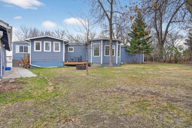 1512 SHARP DR, Rapid City, SD 57703