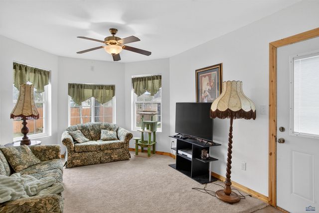 1512 SHARP DR, Rapid City, SD 57703