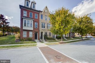 6122 SOLENT PL NE, Washington, DC 20011