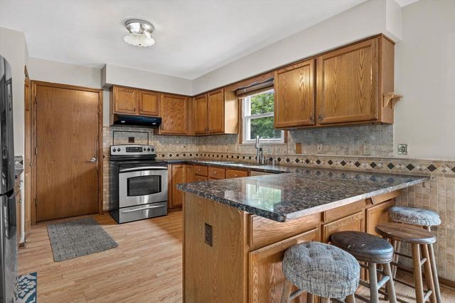 S78W18206 Lions Park DRIVE, Muskego, WI 53150