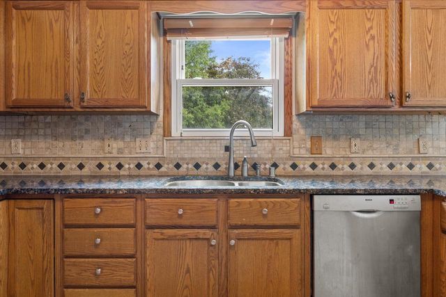S78W18206 Lions Park DRIVE, Muskego, WI 53150