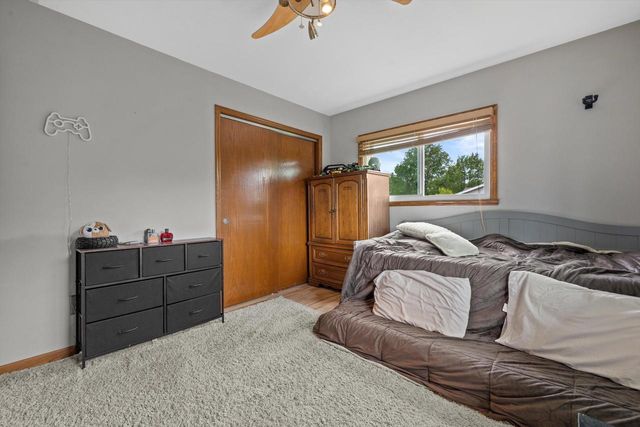 S78W18206 Lions Park DRIVE, Muskego, WI 53150
