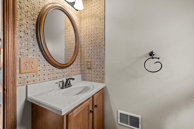 S78W18206 Lions Park DRIVE, Muskego, WI 53150