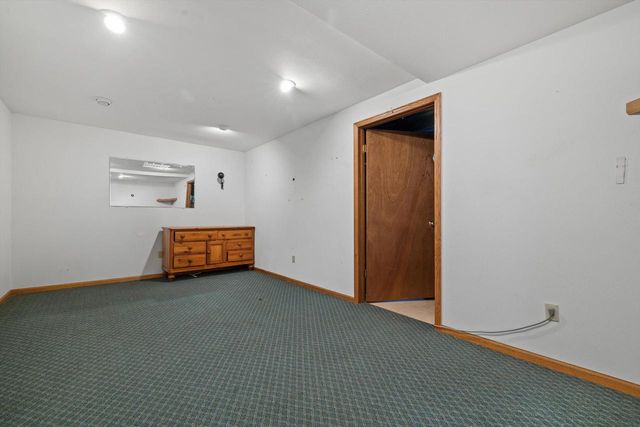 S78W18206 Lions Park DRIVE, Muskego, WI 53150