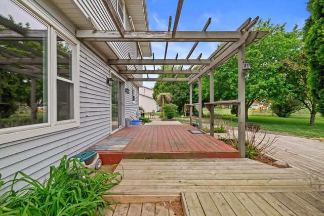 S78W18206 Lions Park DRIVE, Muskego, WI 53150