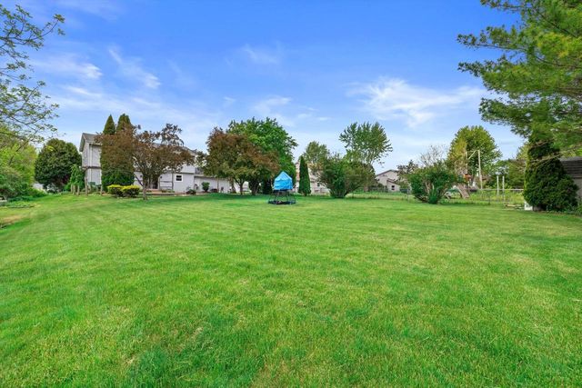 S78W18206 Lions Park DRIVE, Muskego, WI 53150