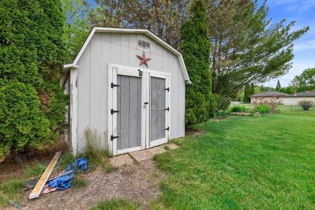 S78W18206 Lions Park DRIVE, Muskego, WI 53150