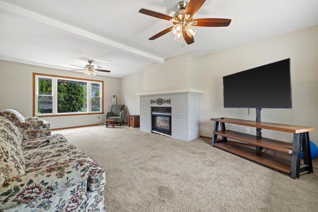 S78W18206 Lions Park DRIVE, Muskego, WI 53150
