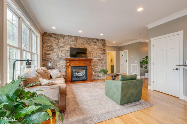 116 Mustang Valley Lane, Elizabethton, TN 37643