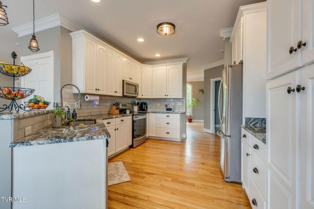 116 Mustang Valley Lane, Elizabethton, TN 37643
