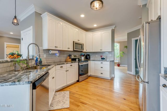 116 Mustang Valley Lane, Elizabethton, TN 37643