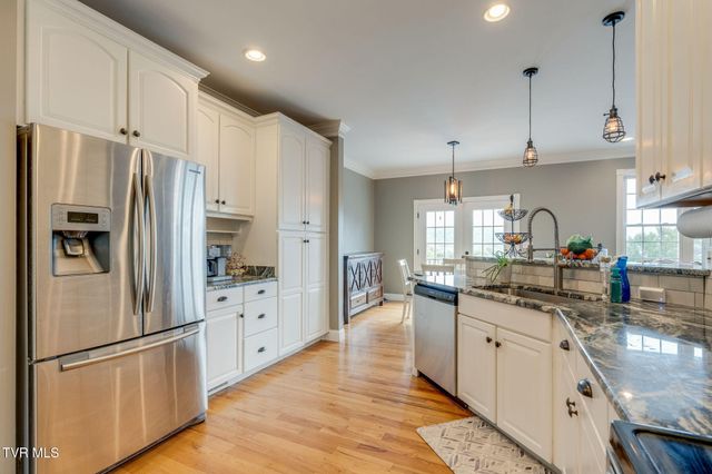 116 Mustang Valley Lane, Elizabethton, TN 37643