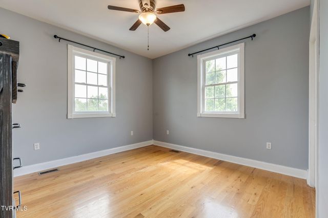 116 Mustang Valley Lane, Elizabethton, TN 37643