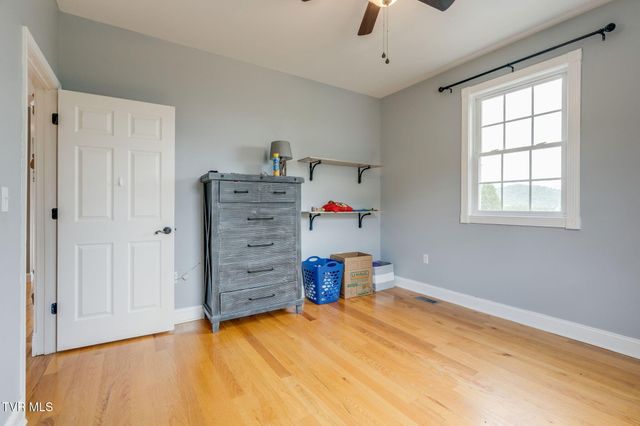 116 Mustang Valley Lane, Elizabethton, TN 37643