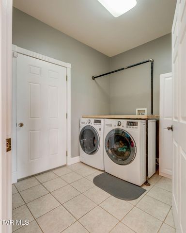 116 Mustang Valley Lane, Elizabethton, TN 37643