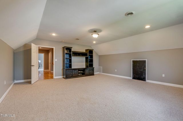 116 Mustang Valley Lane, Elizabethton, TN 37643