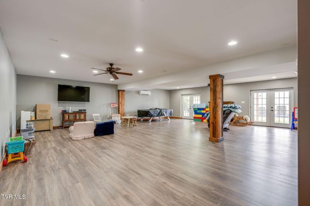 116 Mustang Valley Lane, Elizabethton, TN 37643