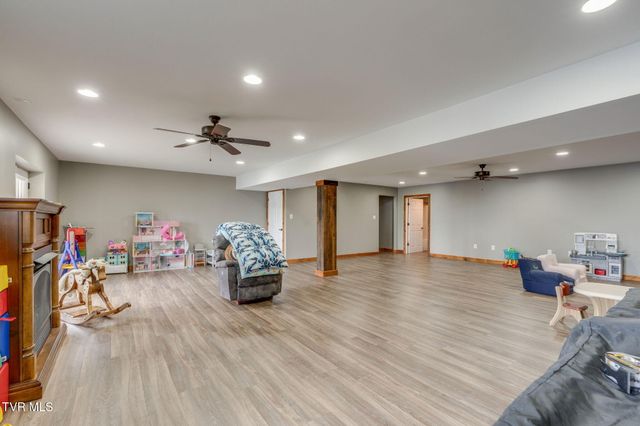 116 Mustang Valley Lane, Elizabethton, TN 37643