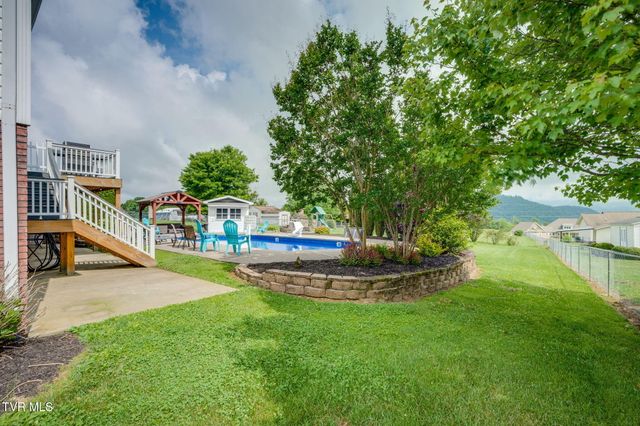 116 Mustang Valley Lane, Elizabethton, TN 37643
