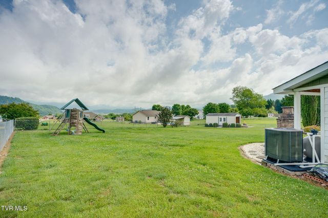 116 Mustang Valley Lane, Elizabethton, TN 37643
