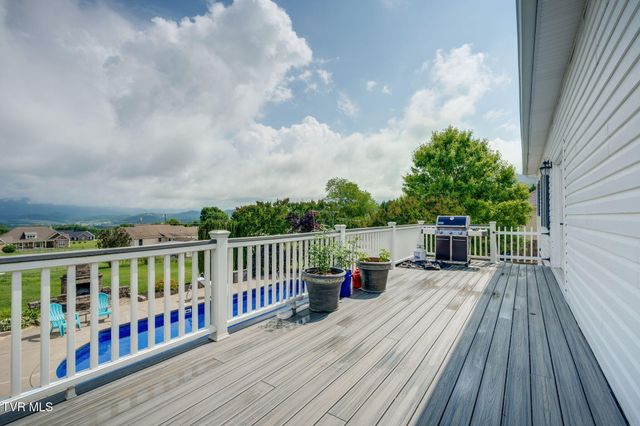 116 Mustang Valley Lane, Elizabethton, TN 37643