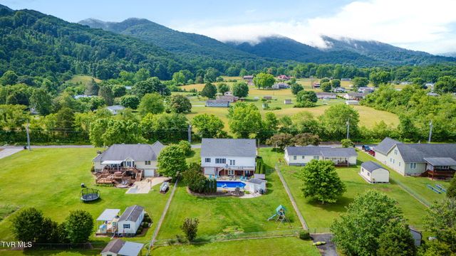 116 Mustang Valley Lane, Elizabethton, TN 37643
