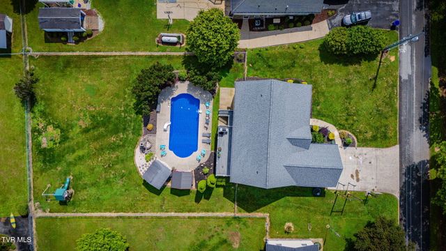 116 Mustang Valley Lane, Elizabethton, TN 37643