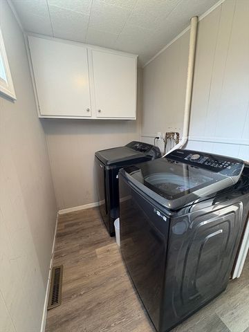 16 Marjorie St, Methuen, MA 01844