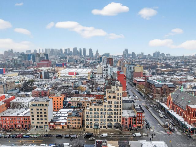 229 9th Street 307, Brooklyn, NY 11215