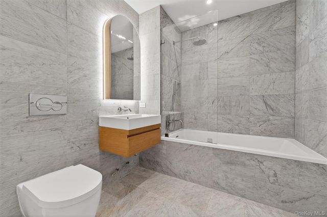 229 9th Street 307, Brooklyn, NY 11215