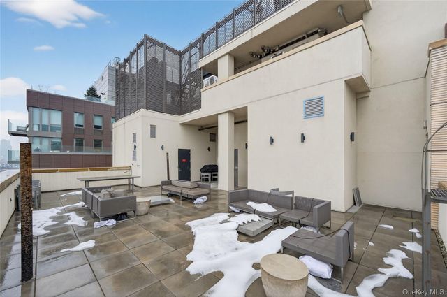 229 9th Street 307, Brooklyn, NY 11215