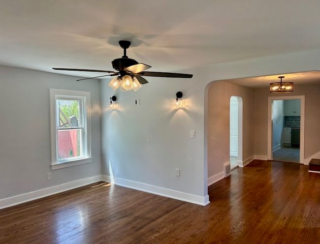 121 N Hickory Street, Manteno, IL 60950