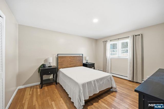 14 King Road, Park Ridge, NJ 07656