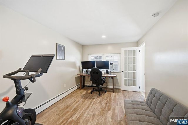 14 King Road, Park Ridge, NJ 07656