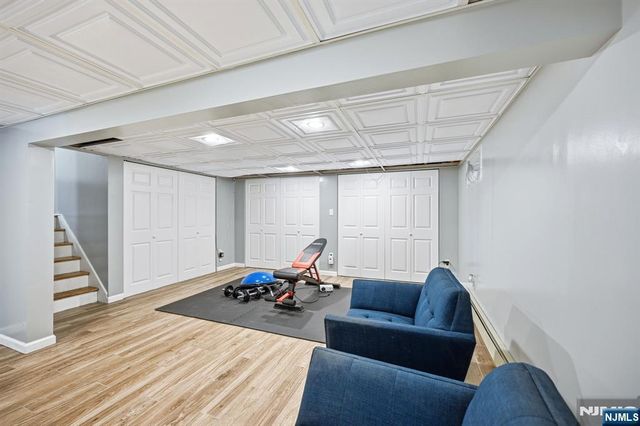 14 King Road, Park Ridge, NJ 07656