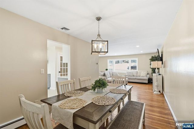 14 King Road, Park Ridge, NJ 07656