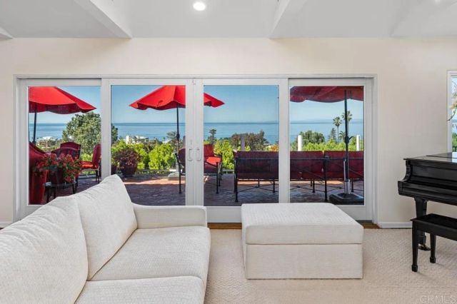 1420 La Jolla Knoll, La Jolla, CA 92037