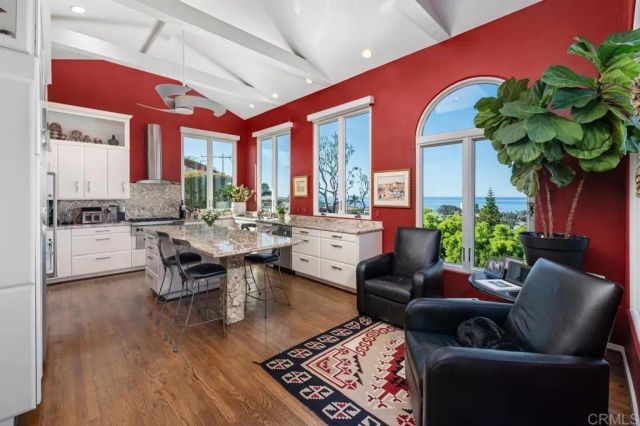 1420 La Jolla Knoll, La Jolla, CA 92037